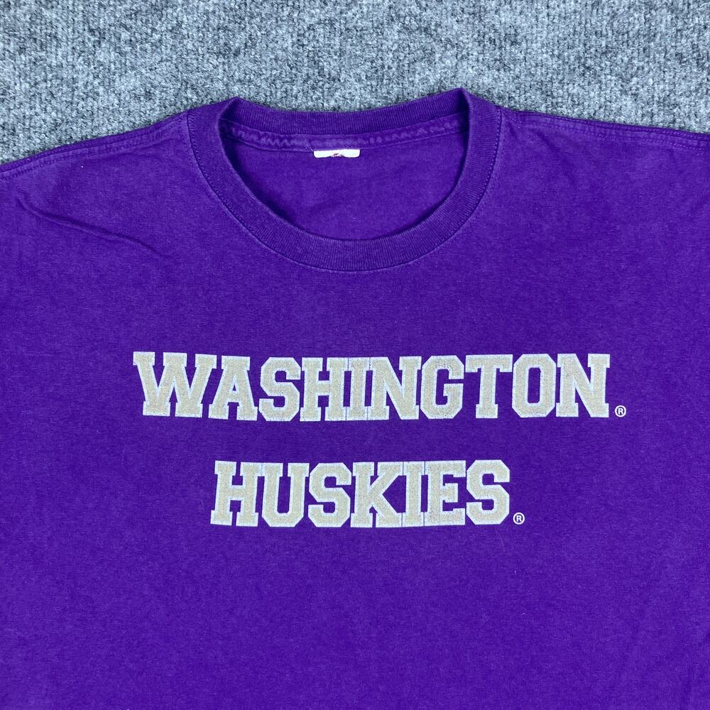 Washington Huskies‎ T-Shirt Mens Size L Purple Graphic College Team Tee